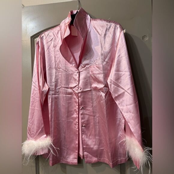 Silk Satin Pajama Set in Pink/White Size Large - Picture 7 of 10